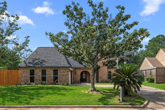 Foto del edificio - 11766 Riverview Dr