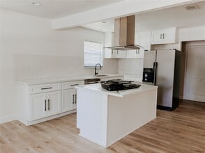Building Photo - 8510 Western Dr
