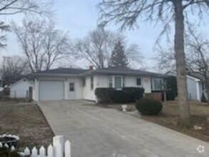 Building Photo - 17806 W Winnebago Dr