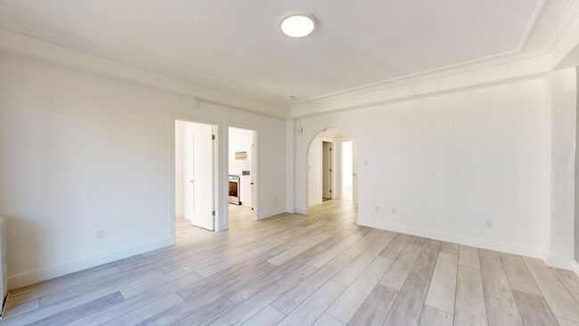 Building Photo - 555 Buena Vista Ave W