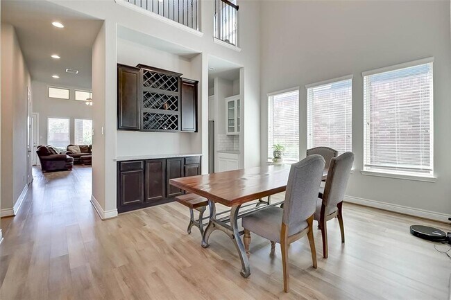 Building Photo - 5227 Pickford Grove Ln