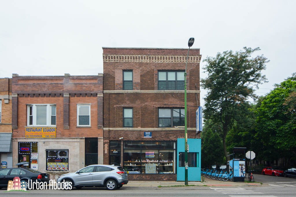 Primary Photo - 2925 W Diversey Ave