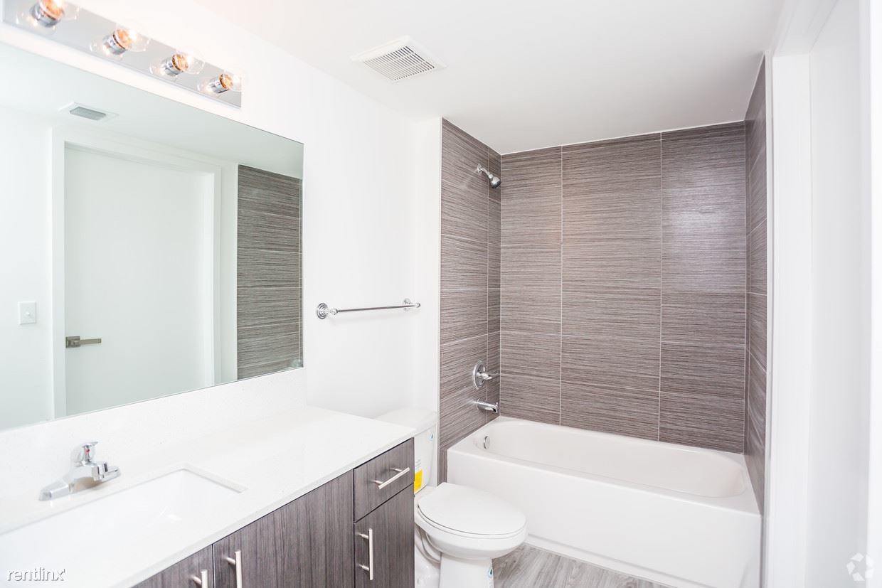 Foto principal - 2645 SW 27th Ave