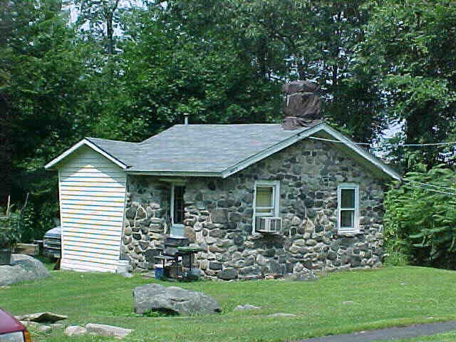 Building Photo - 331 Bantam Lake Rd