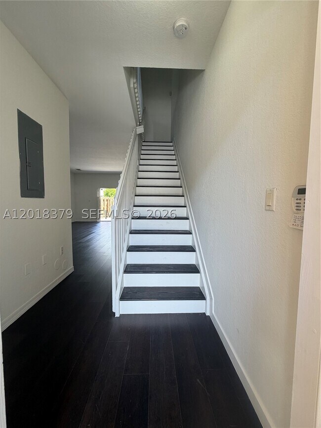 Foto del edificio - 10777 NW 84th Ln