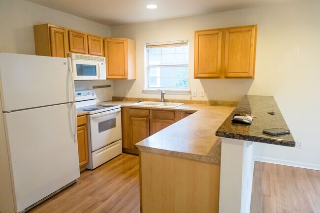 Foto del edificio - 4519 Merle Dr