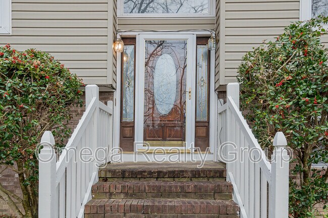 Foto del edificio - 414 Woodbrier Ln