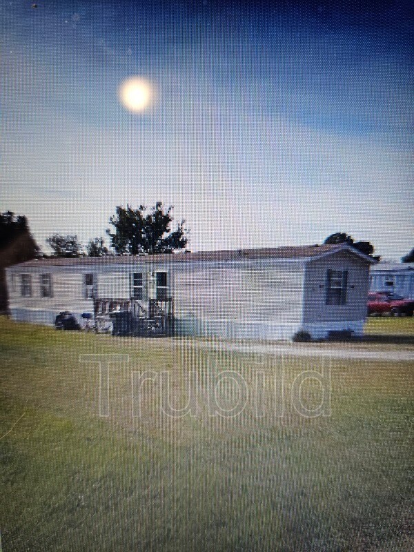 Primary Photo - 141 Indian Trail