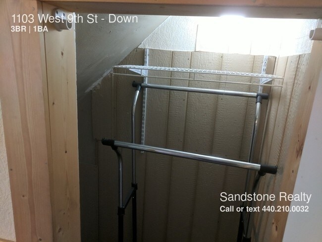 Foto del edificio - 3 Bedrooms Downstairs