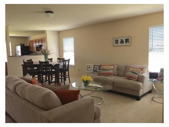 Building Photo - 2627 Powderhorn Dr