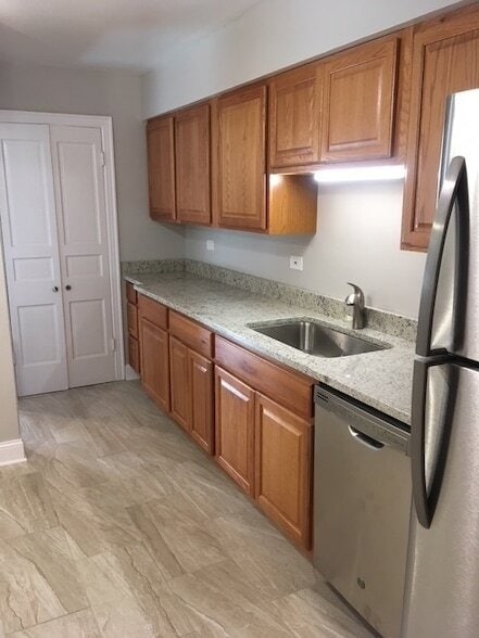 Building Photo - 7319 Colony Ln
