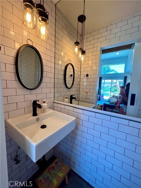 Foto del edificio - 7801 Seabreeze Dr