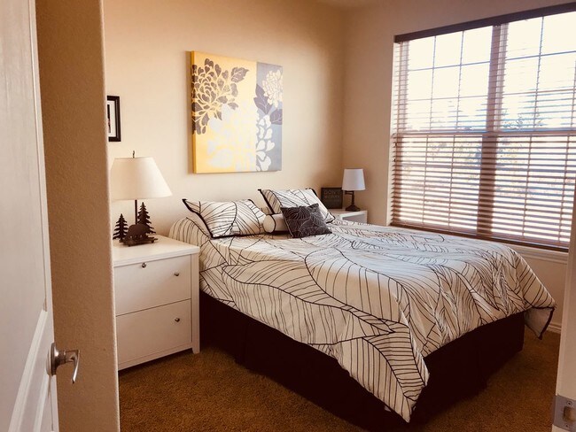 Building Photo - 11972 W Long Cir