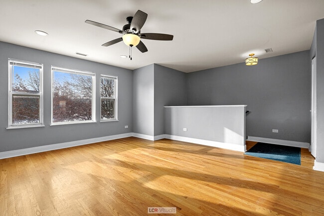 Building Photo - 3422 W 13th Pl