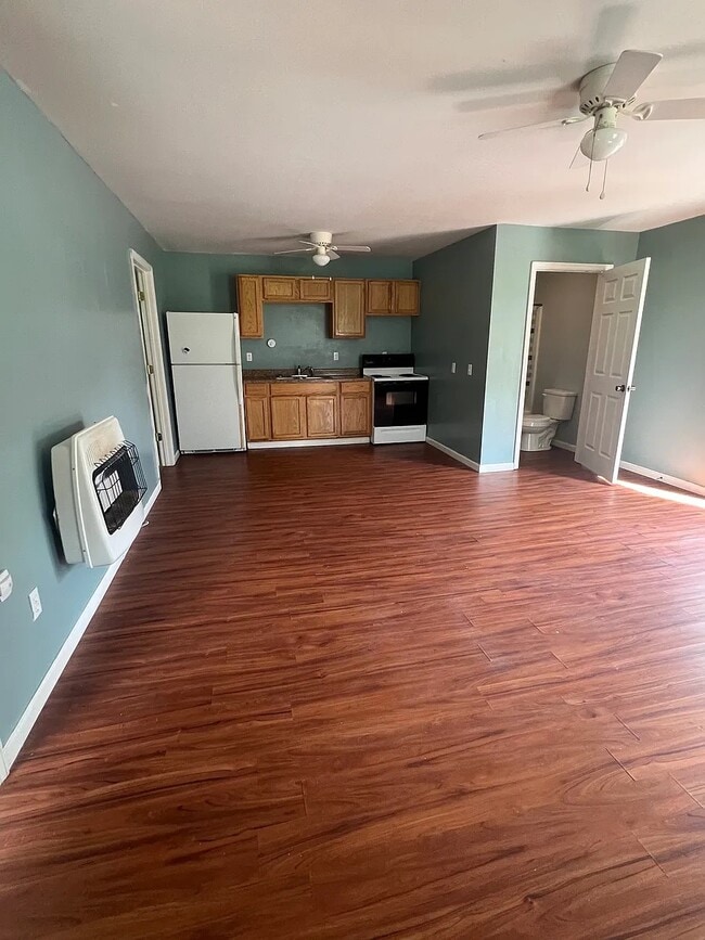 Building Photo - 4018 Chloe Rd