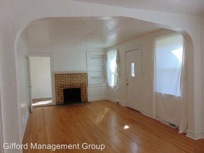 Building Photo - 944 Norview Ave
