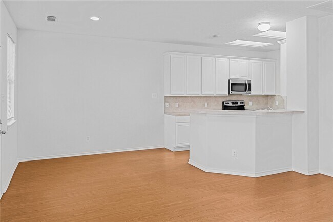 Foto del edificio - 6413 Dawson Creek Dr