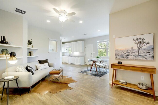 Foto del edificio - 2330 Westforest Dr