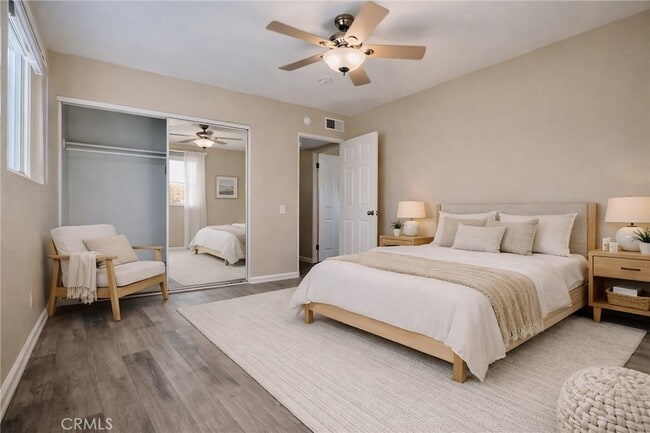 Building Photo - 45270 Panorama Dr