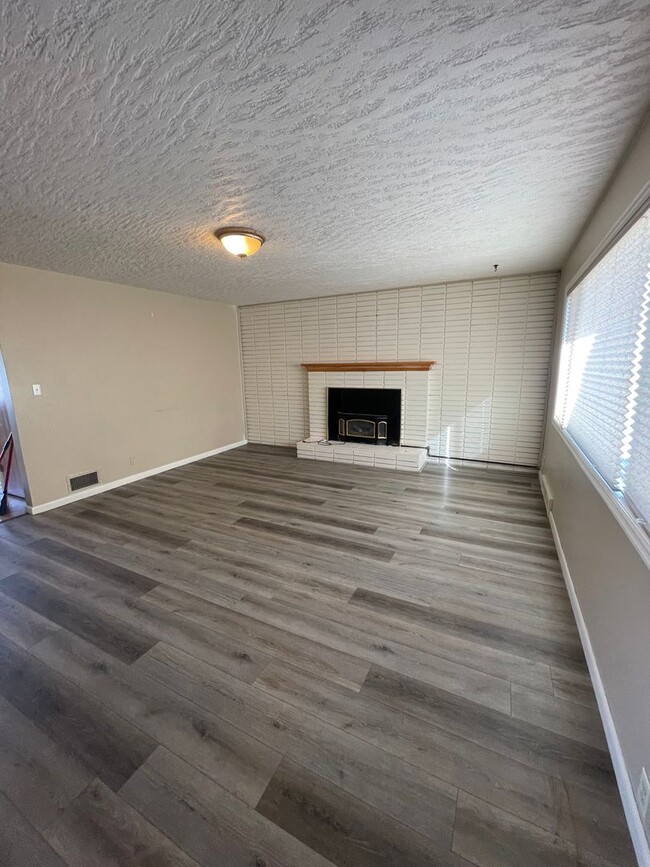 Foto del edificio - Great home for rent!