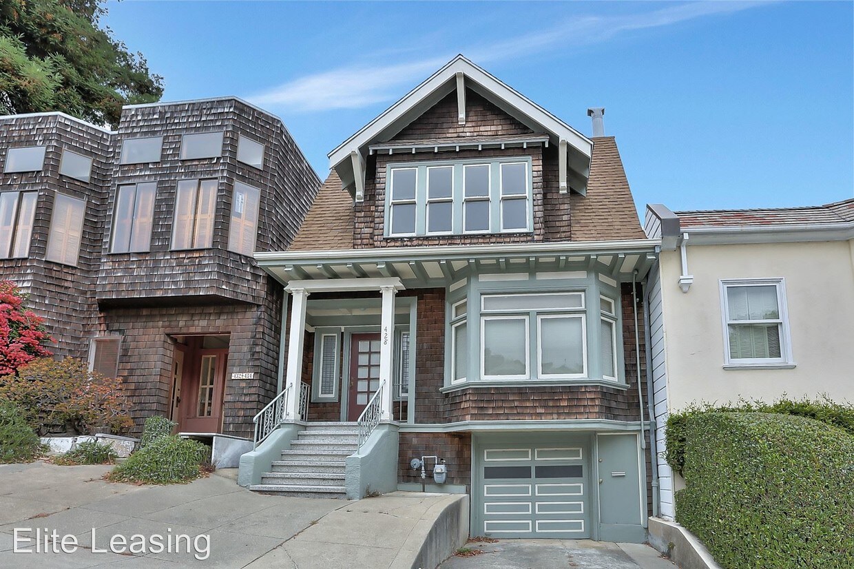 Primary Photo - 2 br, 1.5 bath Apartment - 428 Liberty Street