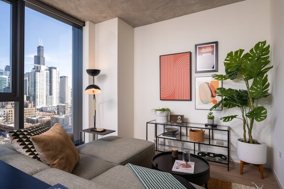 Foto del edificio - 1022 W Lake St