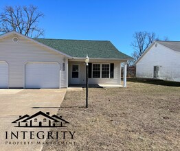 Building Photo - 22590B Hollow Oak Ln