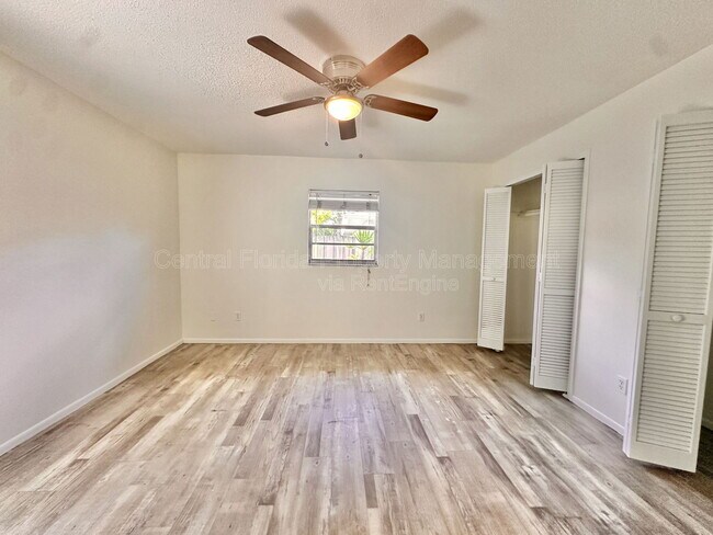 Foto del edificio - 1432 Lantry Ct