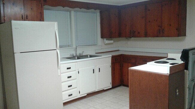 Kitchen - 61 Ramoth Church Rd