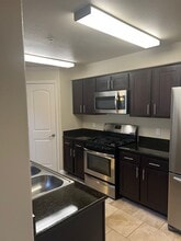 Building Photo - 5350 Dunlay