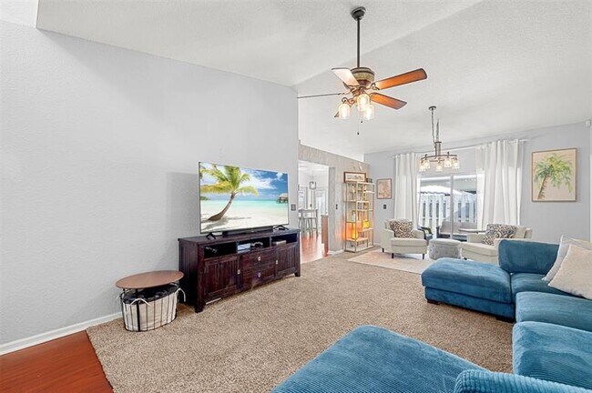 Foto del edificio - 5371 NW 41st Way