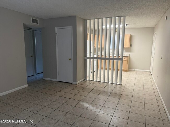 Building Photo - 5120 Westchase Ct