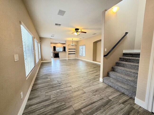Foto del edificio - Three-bedroom Single Family