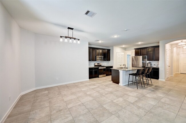 Building Photo - 31702 Casa Linda Dr