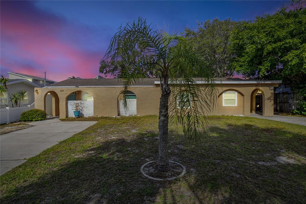 Foto principal - 809 Illinois Ave