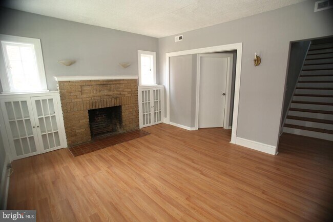 Building Photo - 615 Sligo Ave
