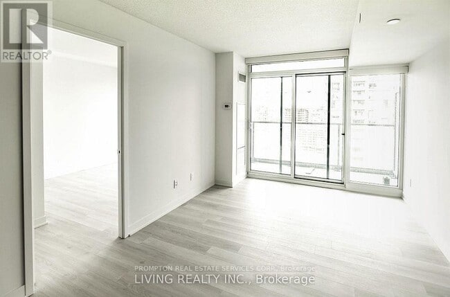 Building Photo - 70 Queens Wharf Rd