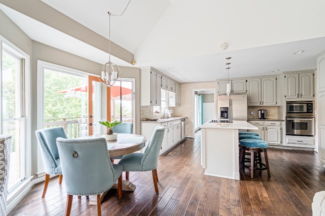 Foto del edificio - 4548 High Rock Terrace