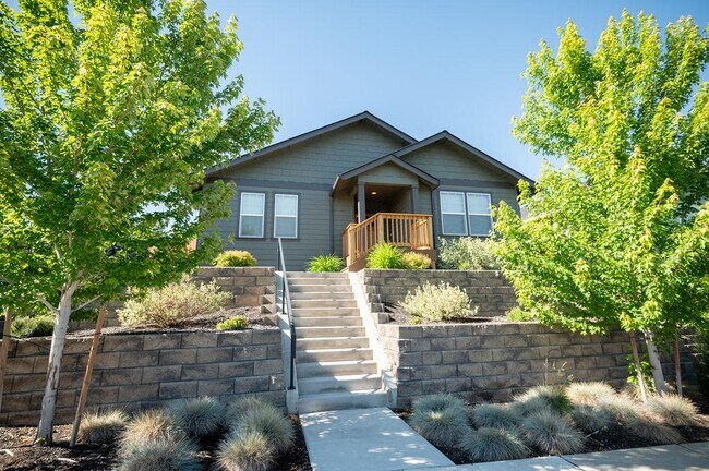 Foto del edificio - 3322 NW Birch Ave