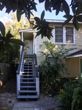 Building Photo - 207 N Albany Ave