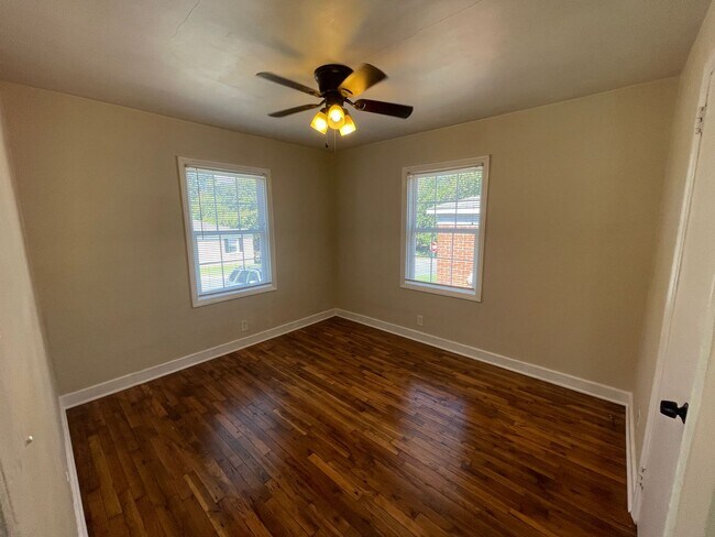 Building Photo - Affordable 2 Bedroom Home in Druid Hills!