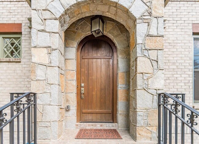 Foto del edificio - 1295 Cumberland Rd NE