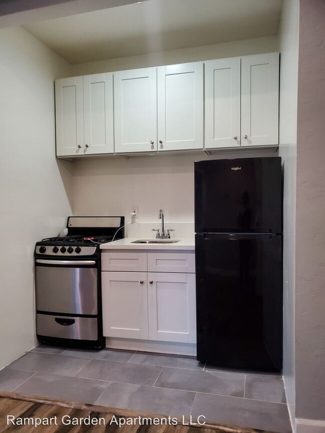 Foto del edificio - 221 N Rampart Blvd