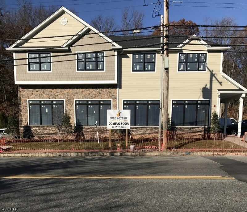 Building Photo - 688 ROUTE 202
