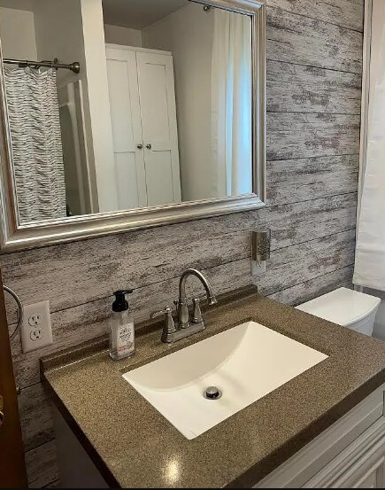 Baño 1 - 123 Dolph Rd