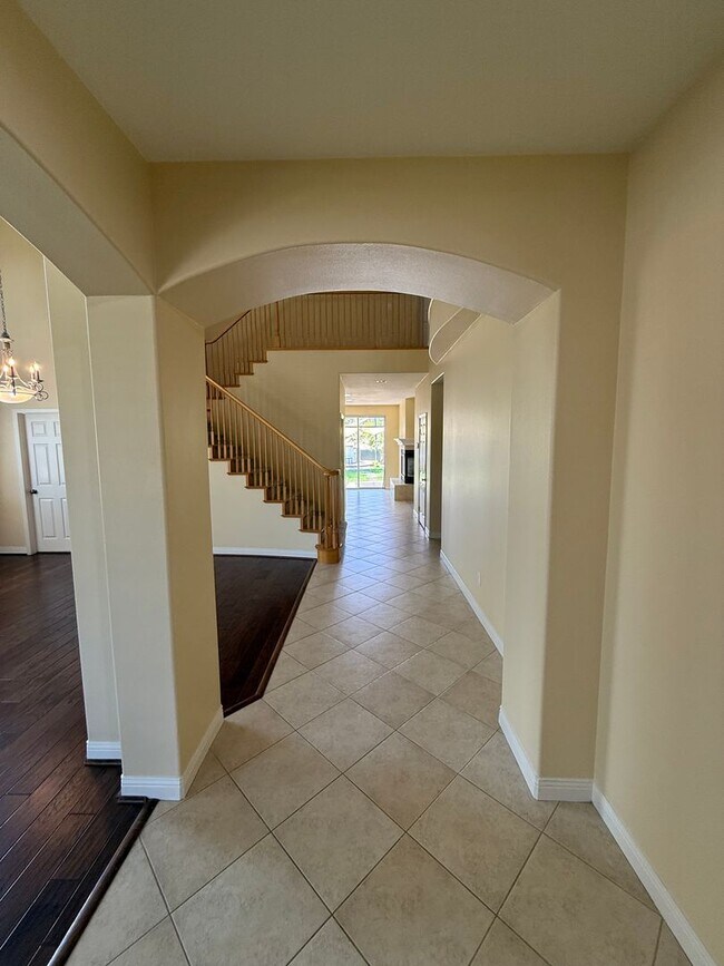 Foto del edificio - Luxury 5 Bedroom, 4.5 Bath Home in Otay Ra...
