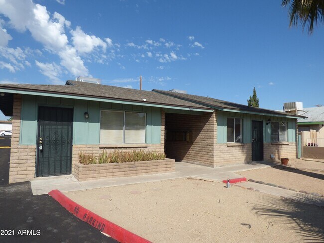 Foto del edificio - 2936 N 39th St