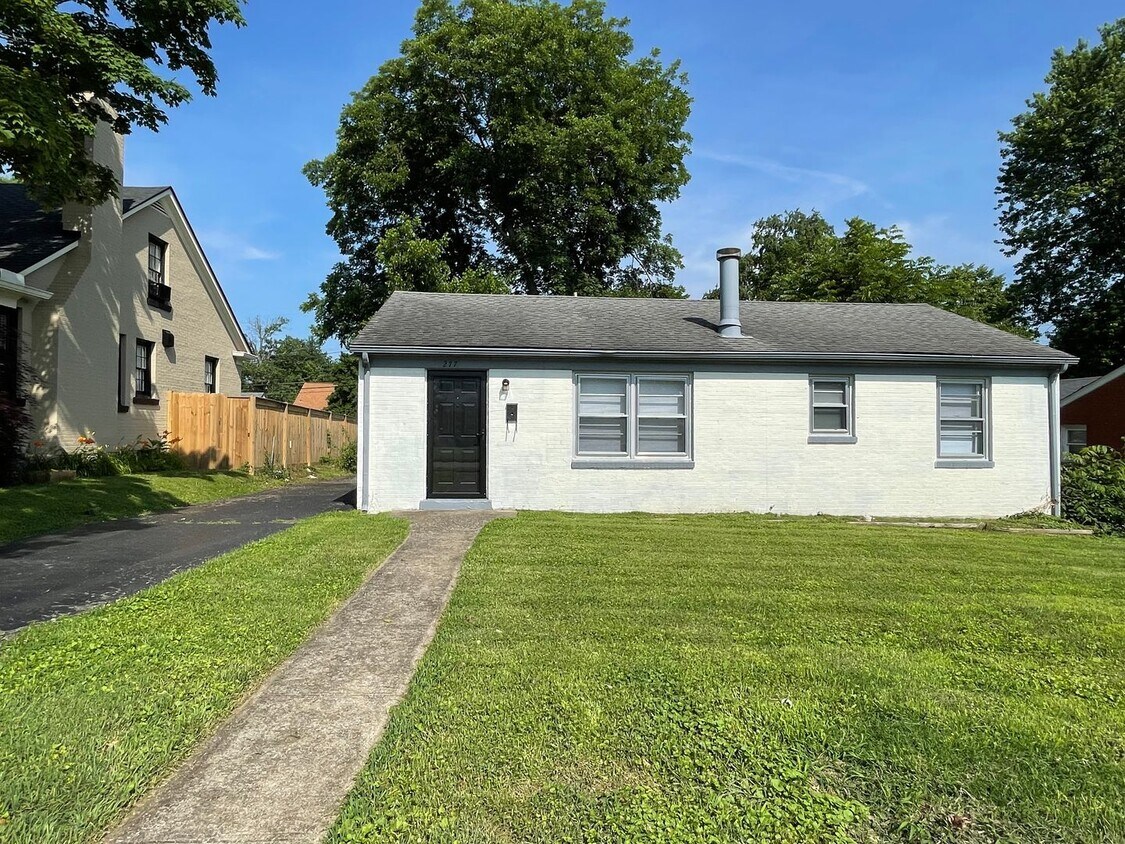 Primary Photo - COME RELAX IN YOUR NEW HOME!
