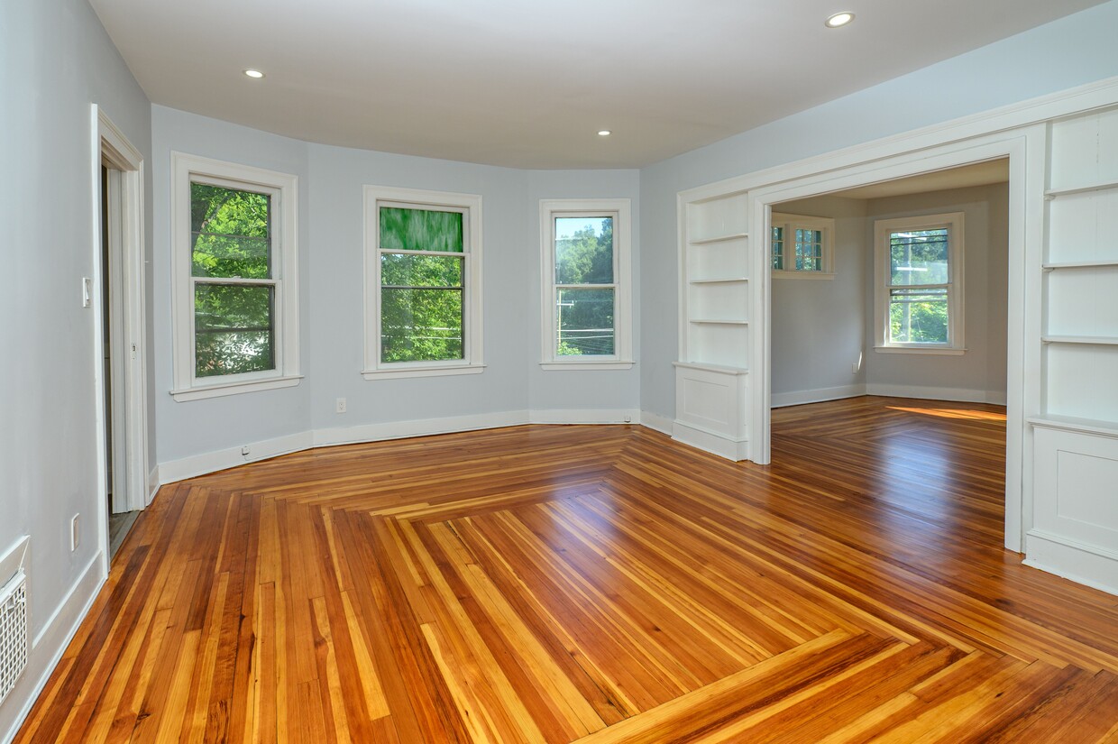 Living Room 1 - 1592 Corbin Ave