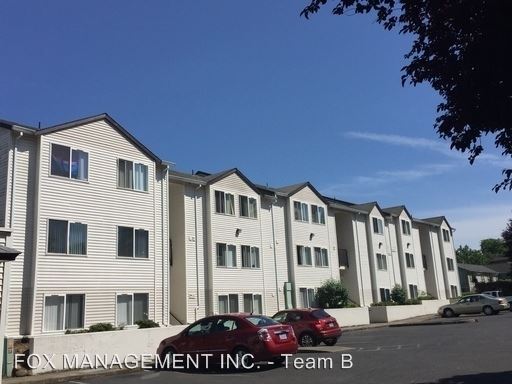 Building Photo - 5702-5710 NE Prescott St